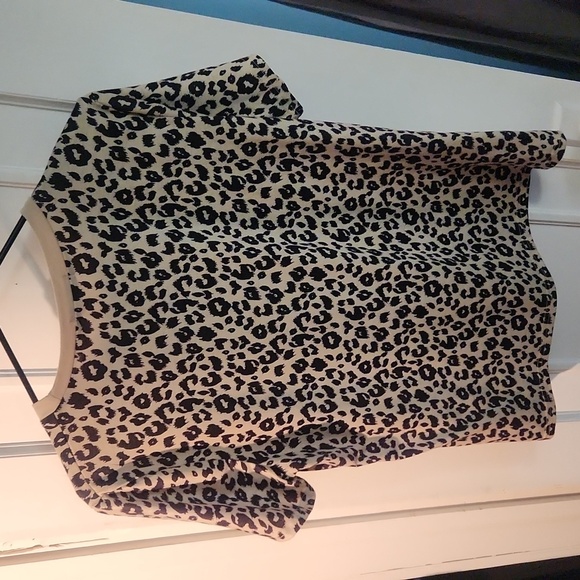 CHEETAH print Tee - Picture 4 of 4